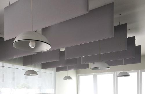 Baffle akoestische panelen in restaurant
